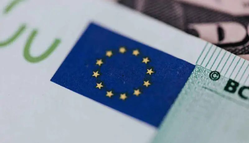 The European Securities and Markets Authority (ESMA) consults on changes to CRA supervisory fees