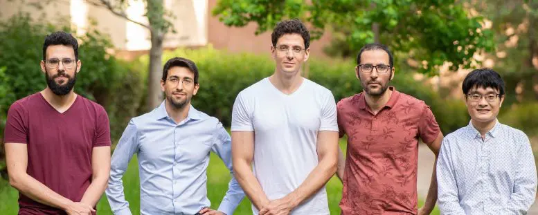 Yuval Adiv, Yaniv Kurman, Ido Kaminer, Raphael Dahan and Kangpeng Wang