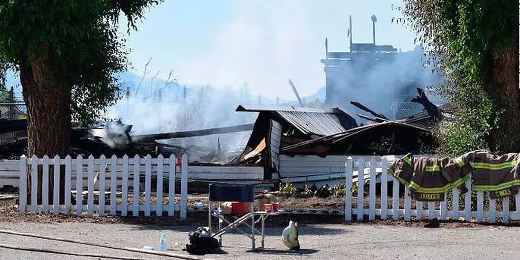 A WAVE OF ARSTERS AND DECLINATIONS OF CHURCHES RUN IN CANADA