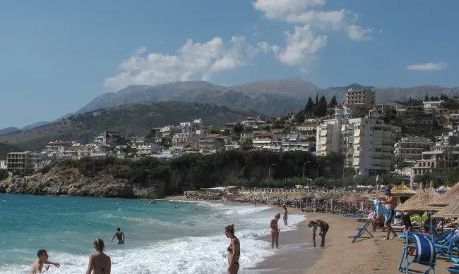 By the sea, in five-star hotels, but the despair of the Afghans is incurable