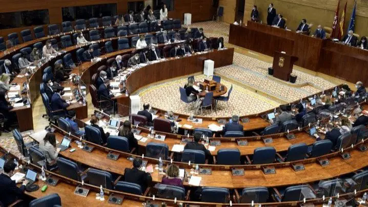 There are 5,000 parties in Spain, and they are mostly useless – according a professor from Madrid