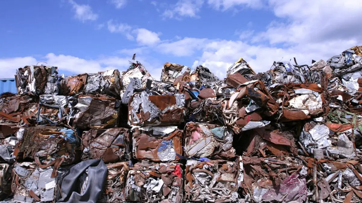 Russia struck a preemptive blow with a crowbar, ahead of Europe