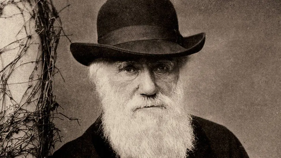 12 thousand pages of Darwin’s manuscripts published on the Internet