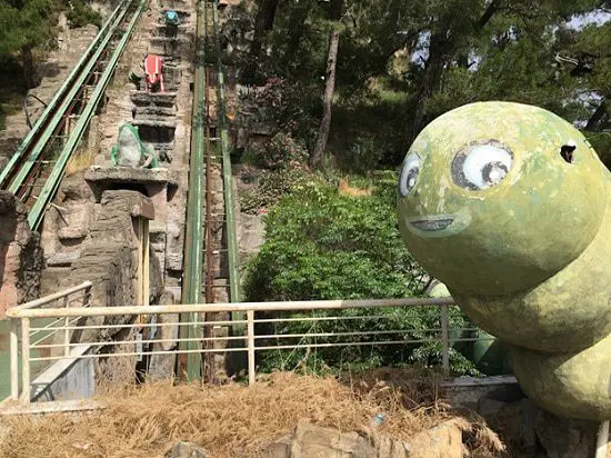 Abandoned hotel near Kemer, magnetically attracts tourists