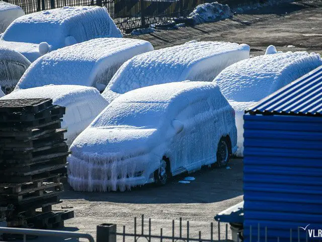 Only in Russia: New cars are delivered deep-frozen