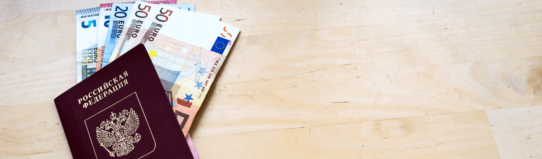 How many foreigners became citizens of Russia in 2021