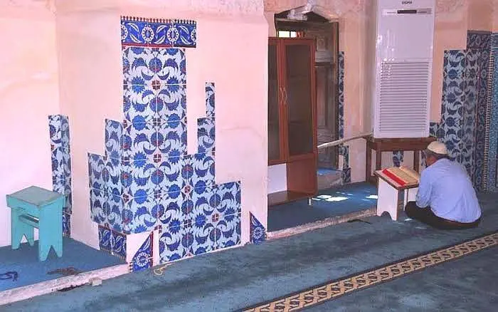 500-year-old mosque tiles found in the Netherlands