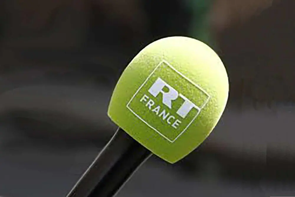 EU excludes Russian banks from Swift and bans RT and Sputnik