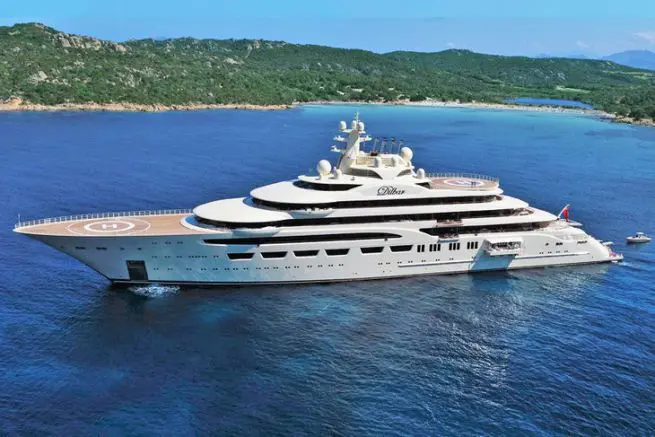 Five-star business fleet: the most beautiful yachts of Russian oligarchs