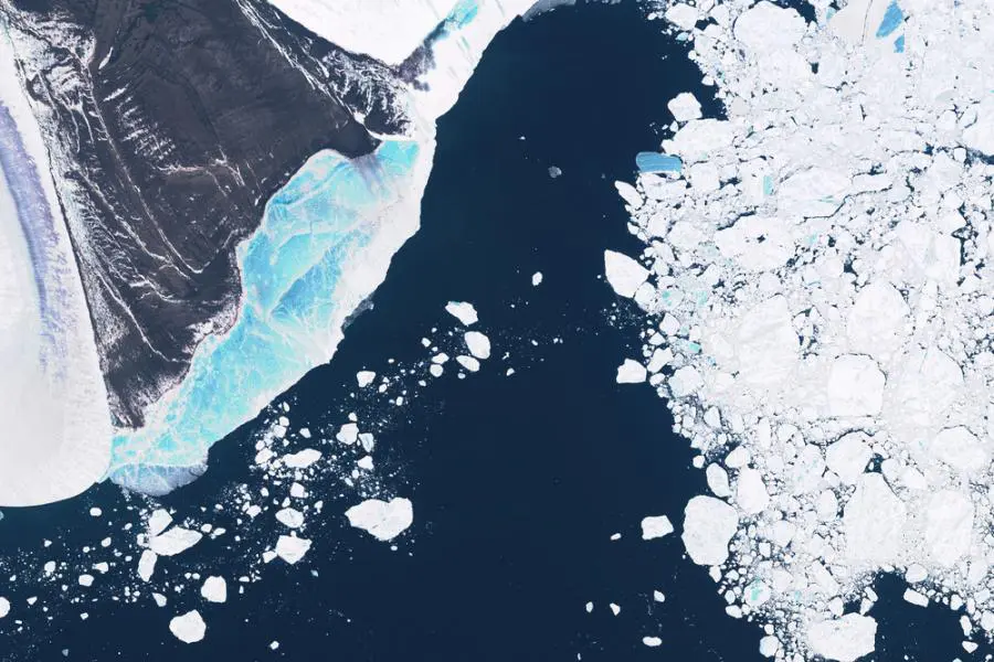 Greenland loses ice for 25 consecutive years