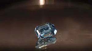 The largest and most valuable bright blue diamond in the world sold