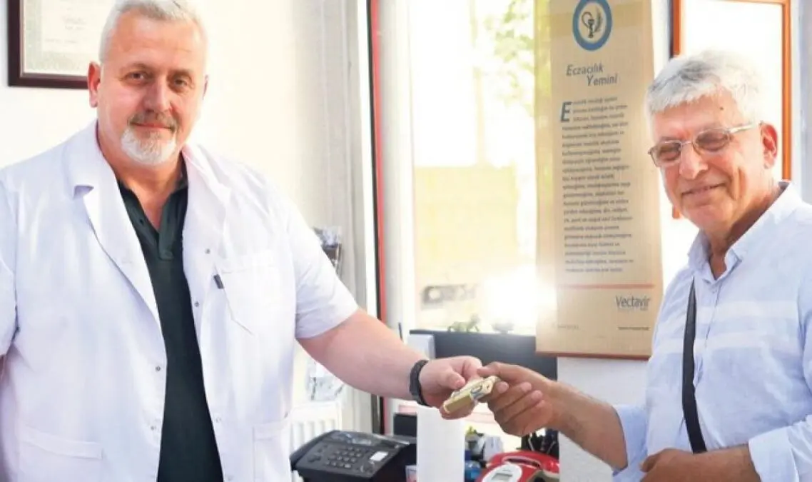 A Turkish pharmacist found 10,000 EUR and searched for the owner of the money in Bulgaria