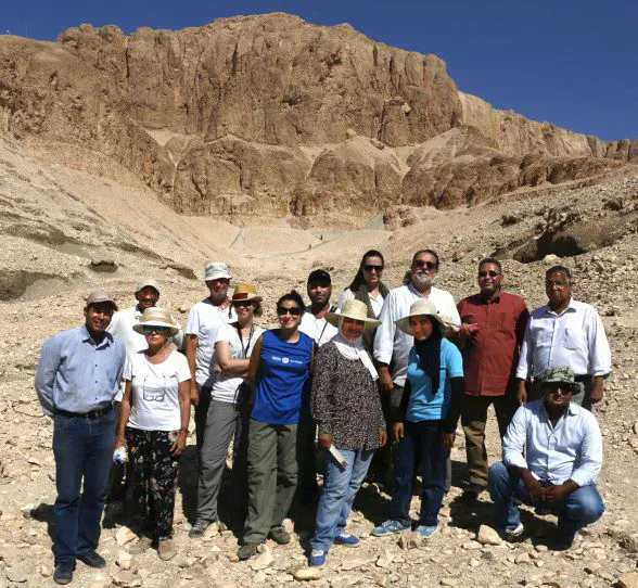 A huge face in Egypt resembling the Great Sphinx discovered