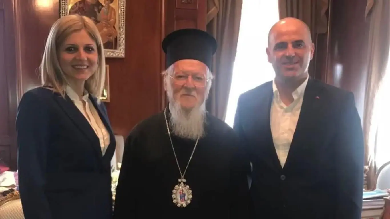 Kovachevski denied that his wife was Bulgarian