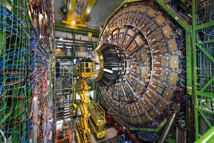 The Large Hadron Collider – another breakthrough in physics: what happened