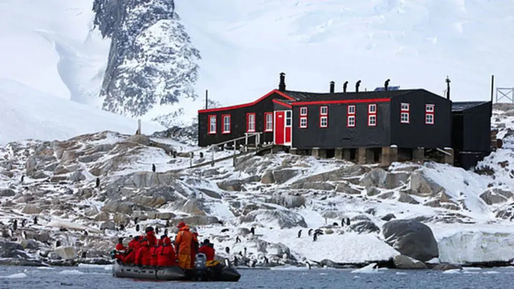 The South Pole Post Office is looking for staff