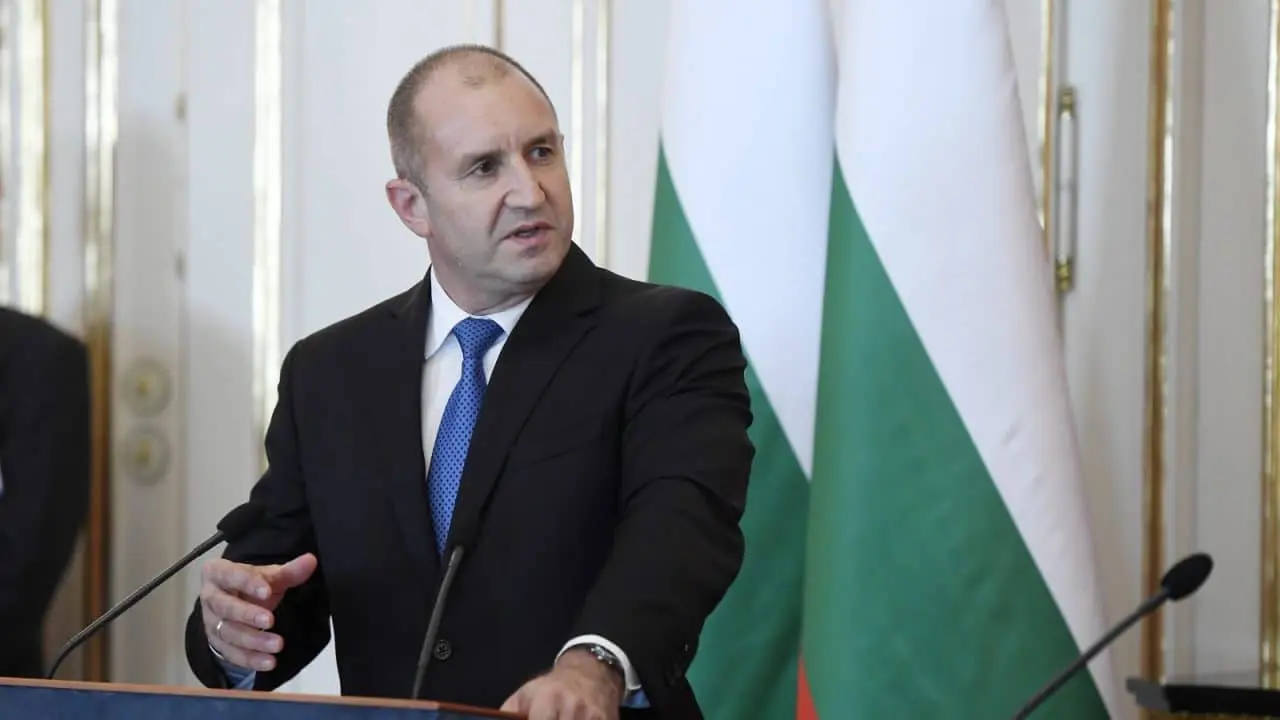 “The two faces of Rumen Radev” scolded the Bulgarian presidency with “Deutsche Welle”