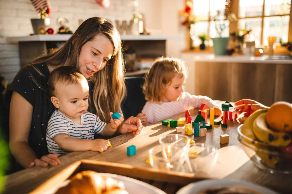 Games for little ones – tips and tricks