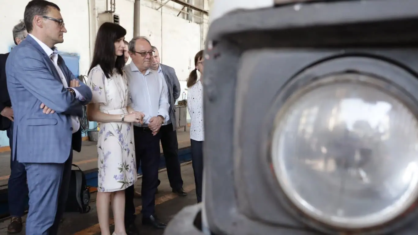 How an old trolleybus will become a hydrogen one: Demonstration in front of Maria Gabriel