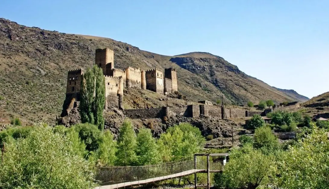 Georgian adventurers in “Macedonia” at the end of the 12th century