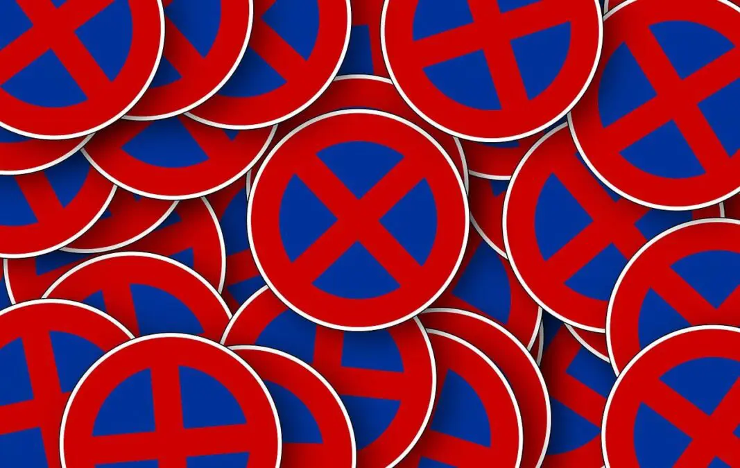 As Hungary blocks global tax deal, MEPs denounce national vetoes