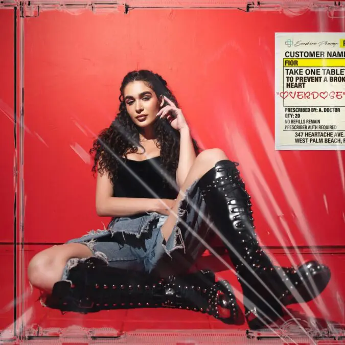 A nice talk with rising pop singer Fior who just released “Overdose”