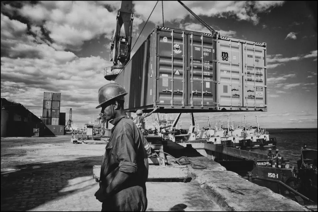 Connecting Ports and People – A photo exhibition in the Western Indian Ocean region