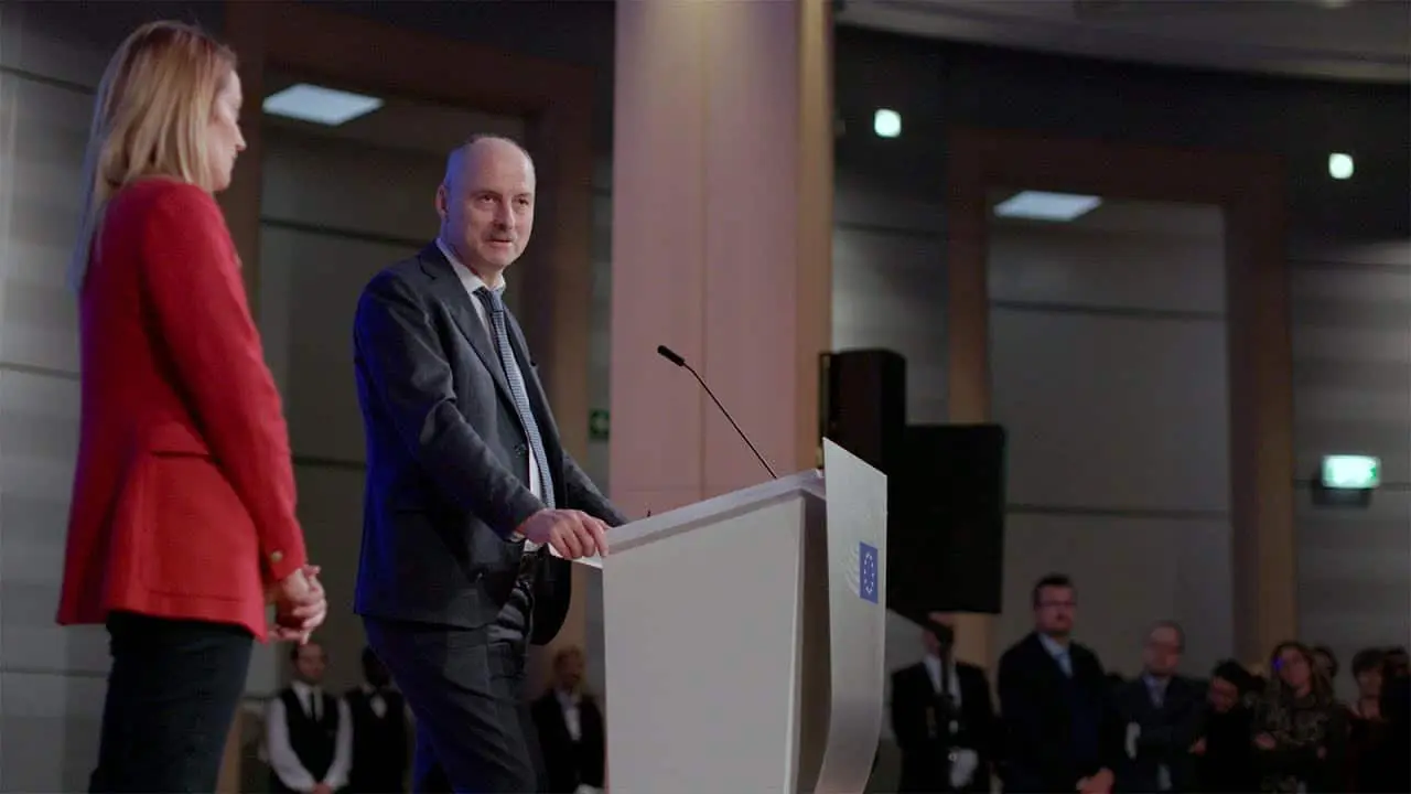 Corruption scandal: MEPs insist on reforms for transparency and accountability