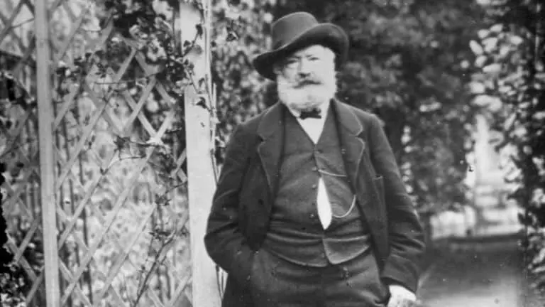An unknown manuscript of Victor Hugo about 150 years old discovered