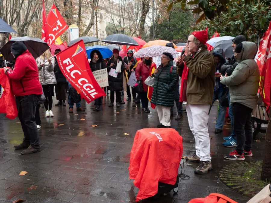 Lettori, 7 MEPs demand Commissioner Schmit for Justice at EU Court