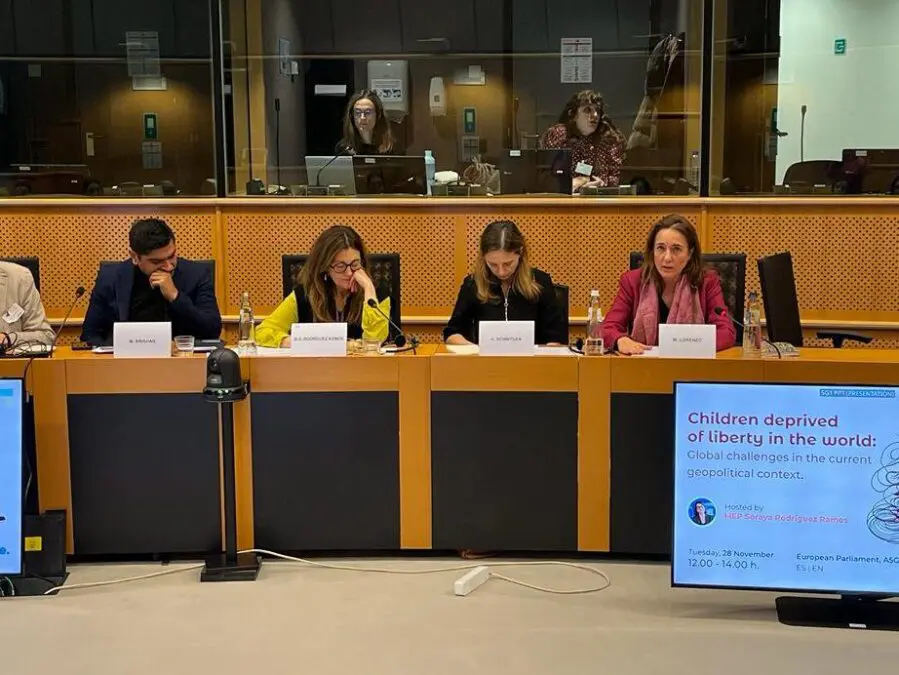 Children in Armed Conflicts, the UN and the EU