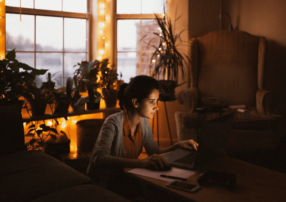 Screen time can seriously harm your eyes: here’s how to avoid it