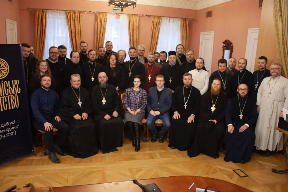 A founding meeting and a round table for the unification of Ukrainian Orthodoxy held in Kyiv