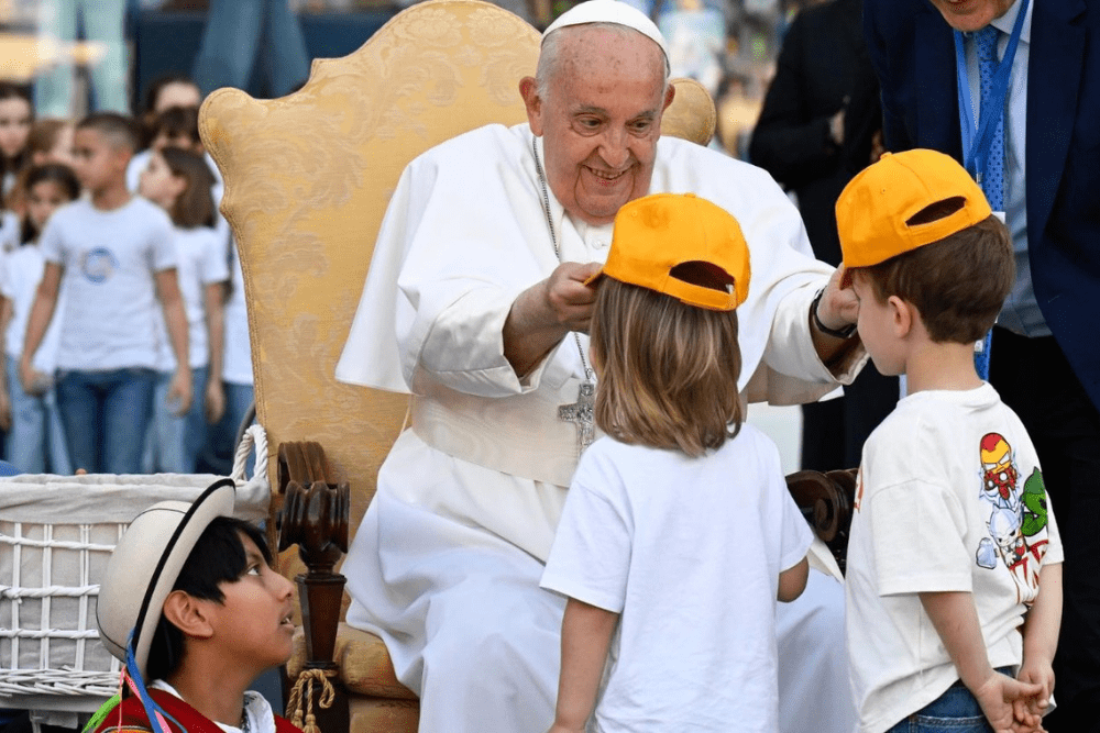 Pope celebrates peace with children gathered in Rome for first WCD