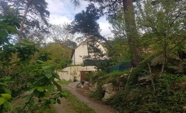 Spectacular simultaneous SWAT raids on Romanian yoga centers (II): Fact-checking of the operation in Buthiers, France