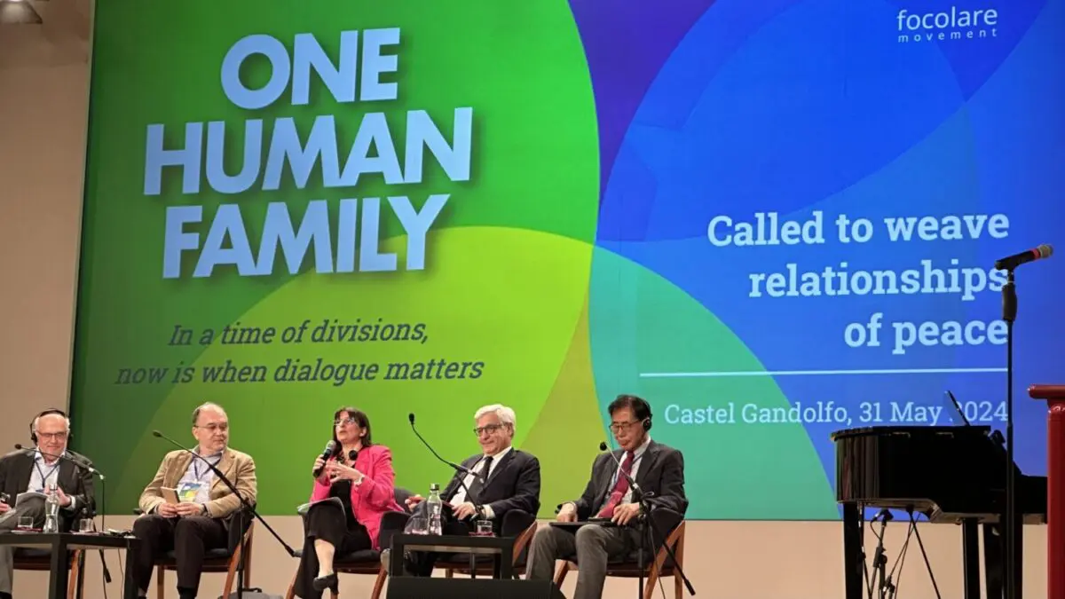 Called to weave relationships of peace. The role of religions