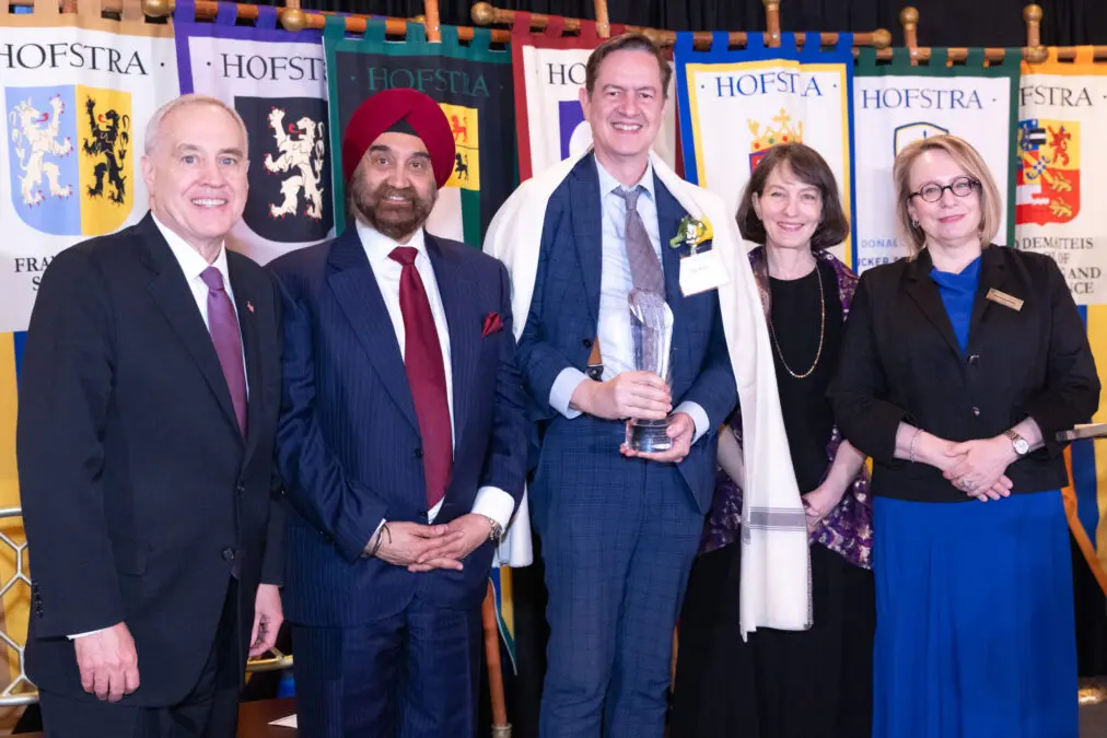 From Right to left, The Honorable Thomas P.DiNapoli, New York State Comptroller, TJ Bindra, CEO of Paras Design Inc, Eric Roux, Chair of URI, Dr. Susan Poser, President of the Hofstra University and Dr. Eva Bodewska, Dean of the Hofstra College of Liberal Arts and Sciences