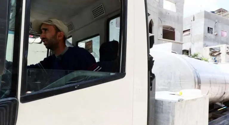 Resilience in the face of thirst: Trucking water in war-ravaged Gaza