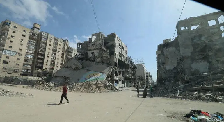 UN relief chief welcomes limited Gaza aid resumption – but it’s a ‘drop in the ocean’