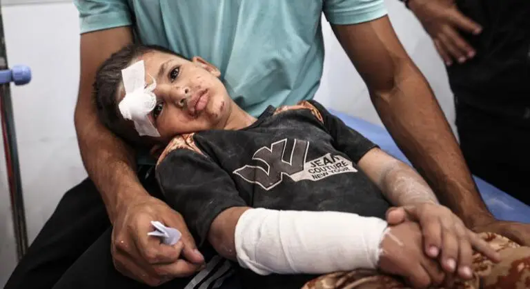 Gaza: UN rights chief condemns new killings around private aid hub