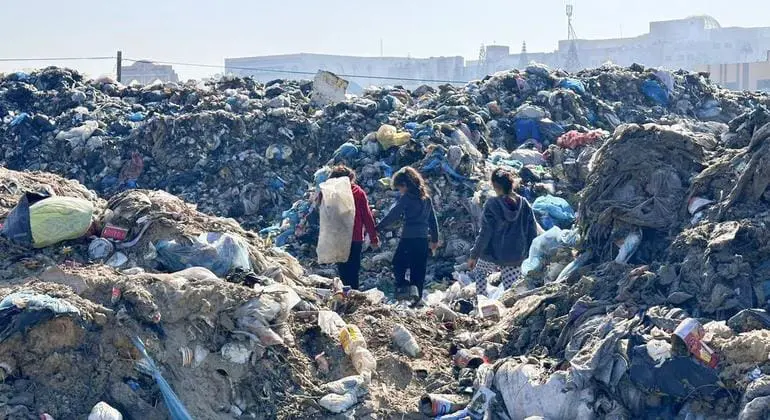 Humanitarians must be able to deliver aid in Gaza, UN agencies insist