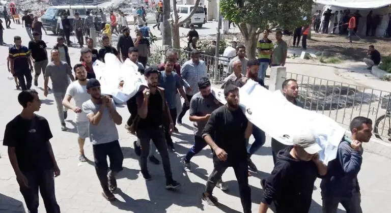 Gaza: UN warns of ‘weaponised hunger’ and growing death toll amid food chaos