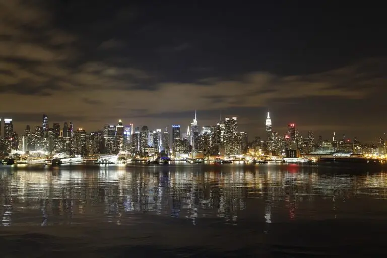 Ukraine: the United Nations refugee agency helps repair the houses in the middle of the ongoing conflicts