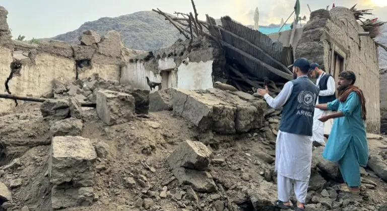 Afghanistan quake: Aid teams still scrambling to reach survivors