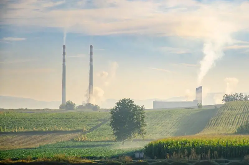 Emissions of key air pollutants targeted for reductions in EU Member States continue to drop, slower progress for ammonia | Press releases