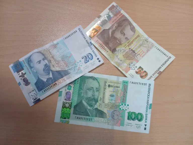 Leva in circulation decreased on the eve оf the accession of Bulgaria to the euro area