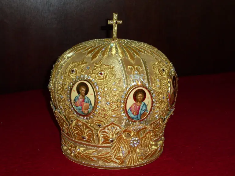 Ecumenical Patriarchate Responds to Russian Services: We Do Not Comment on Insults