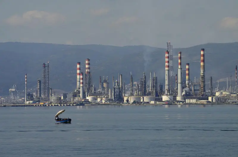 Industrial transformation key to cutting emissions and pollution further in Europe’s energy-intensive industries | Press releases