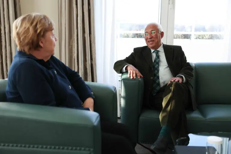 Costa calls for a more sovereign Europe in Hamburg