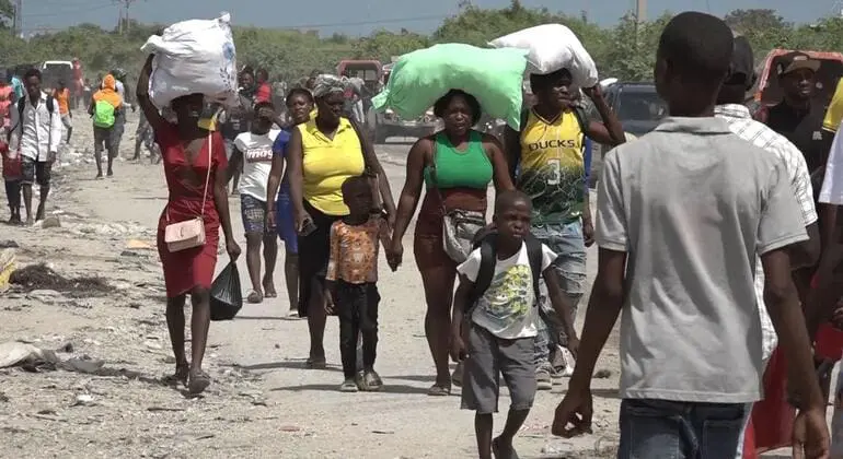 30,000 people flee fresh violence in Haiti as hunger crisis deepens